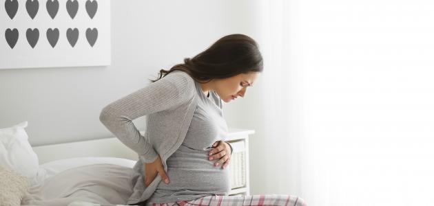 أعراض الولادة في الشهر التاسع