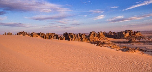 تعبير عن صحراء الجزائر