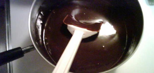 طريقة عمل صوص شوكولاته سهل وسريع