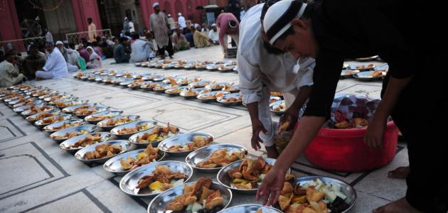 فضل تفطير الصائمين في رمضان