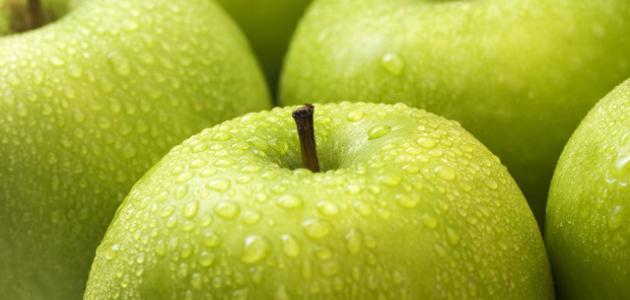 فوائد التفاح الأخضر للسكر