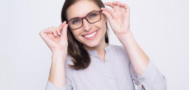 كيف تختار النظارة المناسبة لوجهك