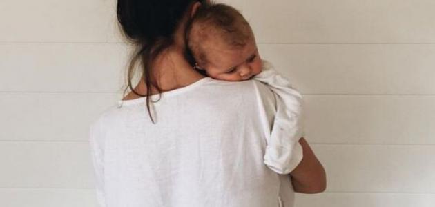 كيفية تكريع الطفل بعد الرضاعة