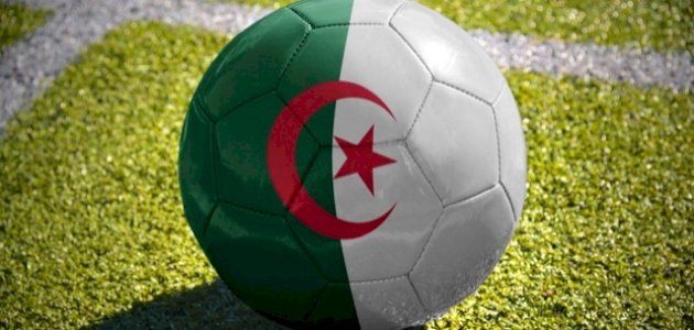 منتخب الجزائر لكرة القدم