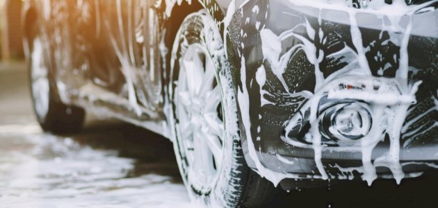 نصائح تفيدك عند غسل سيارتك في المنزل
